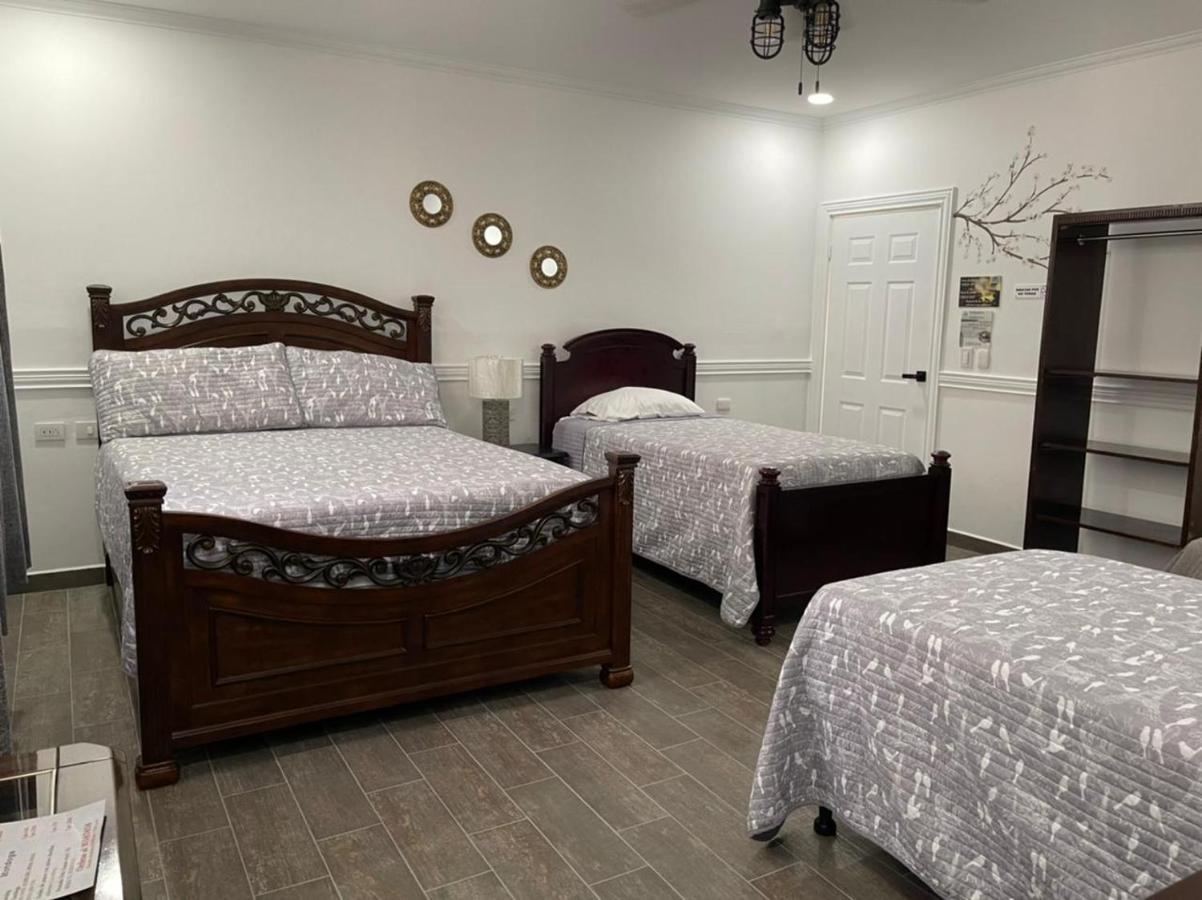 Refugio De La Montana B&B ซานเปโดร ซูลา ภายนอก รูปภาพ